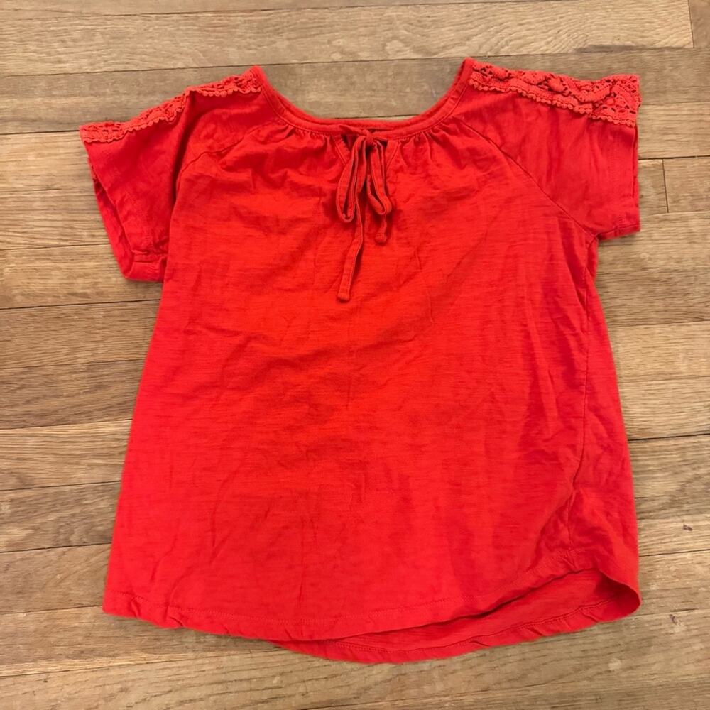 St. John's Bay coral short sleeve tie neck blouse shirt top size medium M
b42